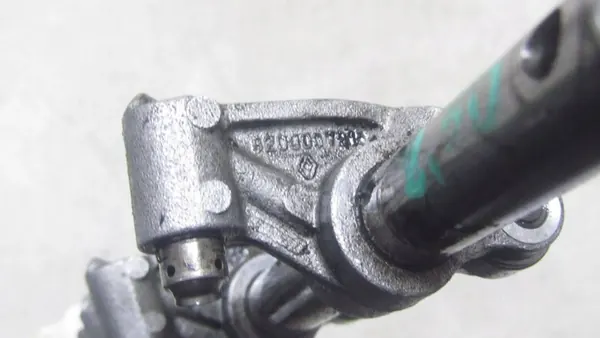 Renault Master II 2.5 Interruptor de elevação 8200007915 image 4