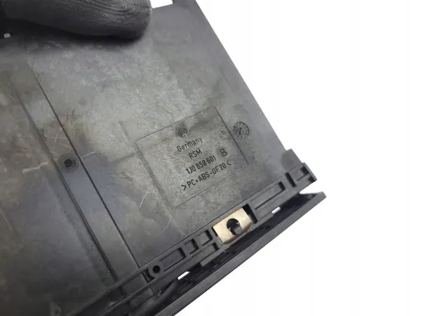 Juomakuppiteline VW Golf IV Bora OEM 1J0858601B image 7