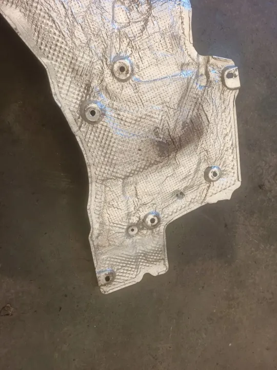 Écran thermique Mercedes S W217 OEM A2226820171 image 3