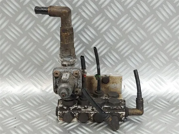 Válvula de control de flujo OEM 1598426 Volvo FH 12/13 image 2