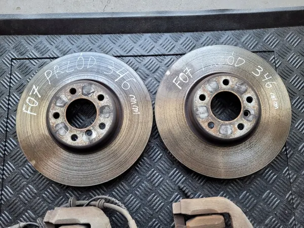 OEM ZACISKI etujarrusatulat BMW 5 GT F07:lle image 3