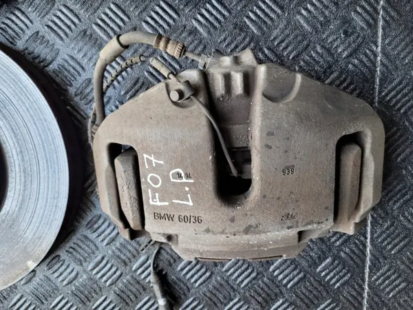 OEM ZACISKI etujarrusatulat BMW 5 GT F07:lle image 5