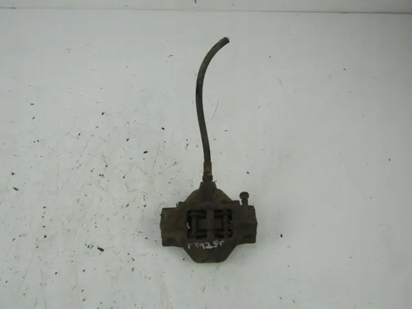 Mercedes C W201 takaoikea jarrupuristin OEM AK-6-81418 image 2