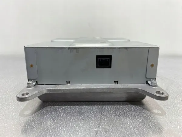 Mitsubishi Outlander 2018 Invertteri OEM 3712901001 image 4