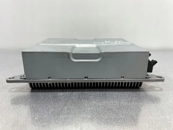 Mitsubishi Outlander 2018 Invertteri OEM 3712901001 image 5