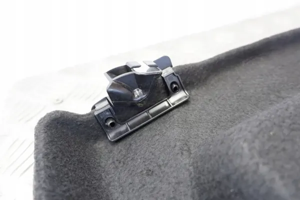 Toyota Yaris IV bakluckshylla OEM 64330-K0020 image 10