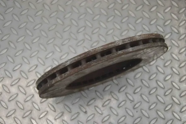 Front Left Brake Disc Fiat 500X 305MM 24283112 image 3