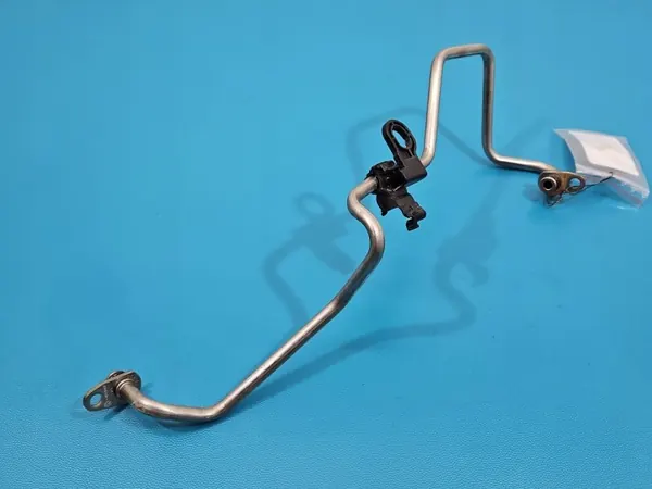 Skoda OE Turbosmörjningsrör OEM 05E145140N image 2