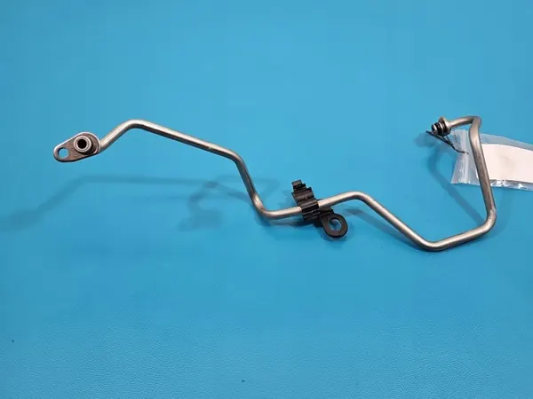 Skoda OE Turbosmörjningsrör OEM 05E145140N image 3