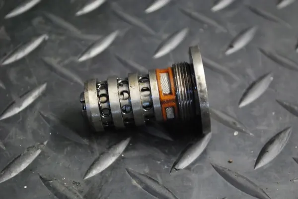 Vaihesäätöventtiili OEM 06L109257B 2.0TSI image 3