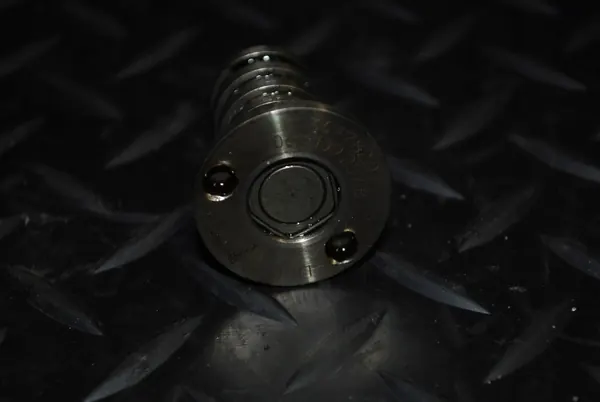 Vaihesäätöventtiili OEM 06L109257B 2.0TSI image 5