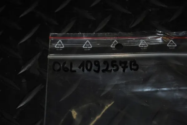 Vaihesäätöventtiili OEM 06L109257B 2.0TSI image 6