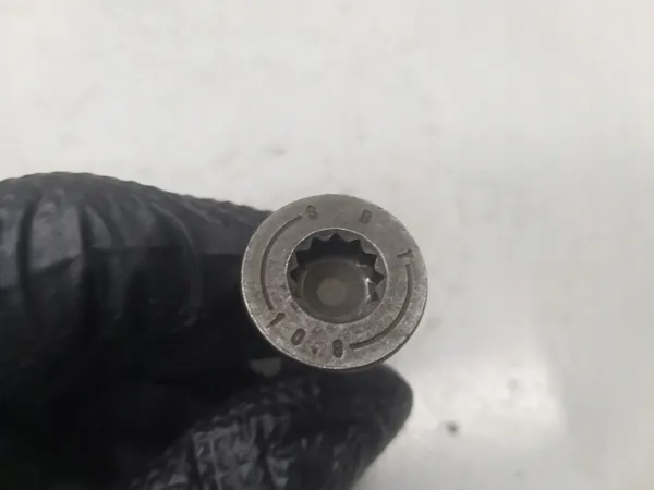 Tornillo Variador OEM 06B109088C para Árbol de Levas image 3