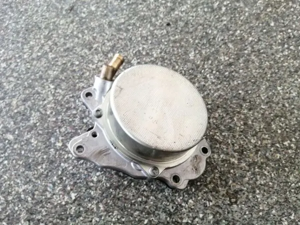 Vacuümpomp OEM 03L145100HL voor VW Crafter 2.0L Diesel image 2