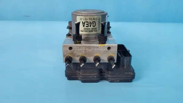 Pompe ABS HYUNDAI i30 III OEM G4589-38500 Occasion image 3