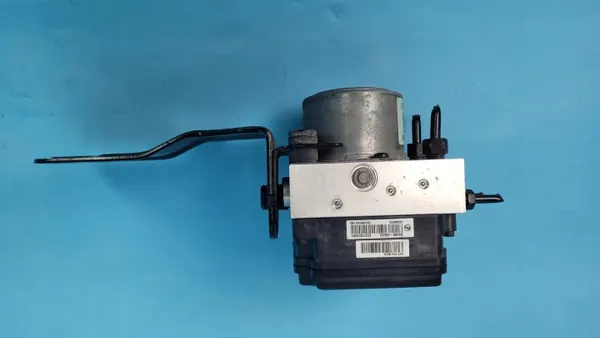 Pompe ABS HYUNDAI i30 III OEM G4589-38500 Occasion image 9