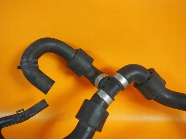 Audi Q3 8U Vesisuodatin Liitin 5n0122157bj image 4