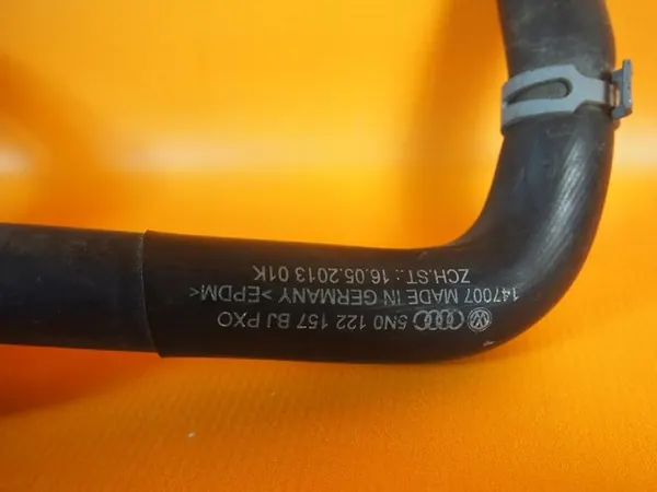 Audi Q3 8U Vesisuodatin Liitin 5n0122157bj image 7