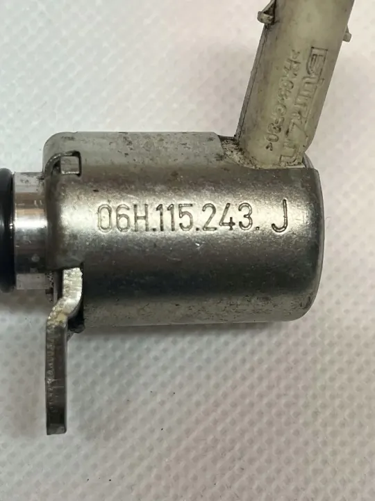 Oljekontrollventil OEM 06H115243J för TSI/TFSI image 3