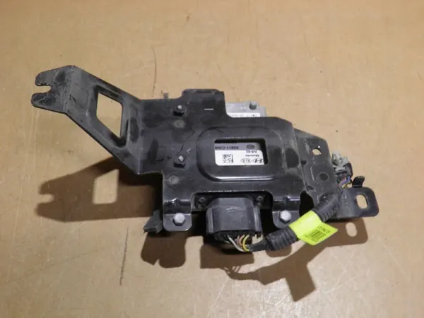 Sensor Radar ACC Kia Sorento III OEM 95811-C5000 image 6
