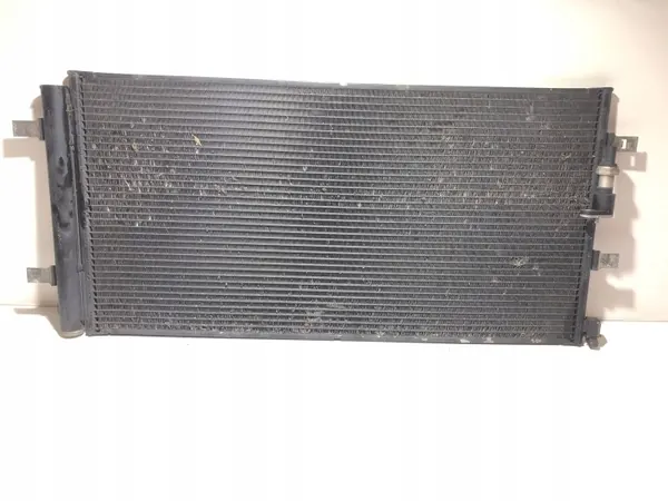 Condenseur AC OEM 8T0260401 pour Audi A4 B8 2.0 TDI image 2