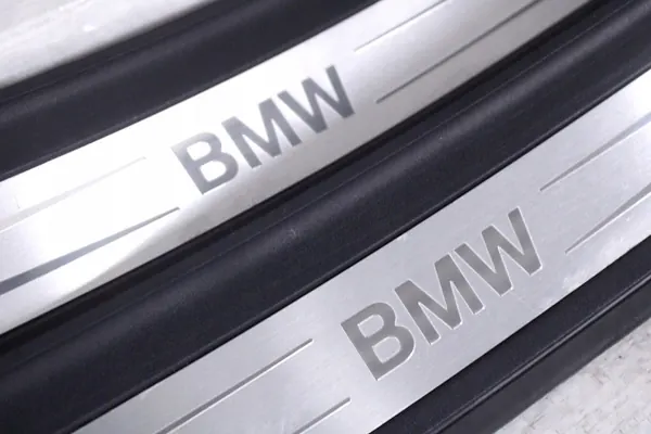 BMW 5 G30 G31 Garniture de Seuil Arrière Gauche Droite 7381329 7381330 image 3