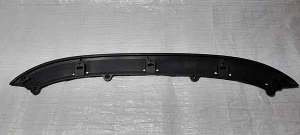 VW Golf VI Framskärmsspoiler 5K0807110A image 5