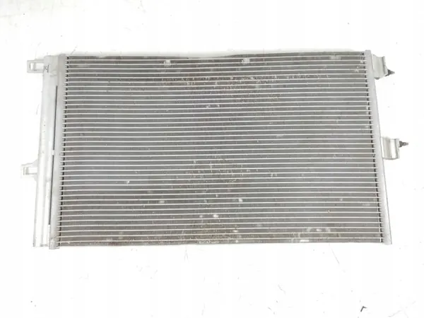 Tesla 1077083-00-B AC-kondensaattori - Käytetty OEM-os image 2