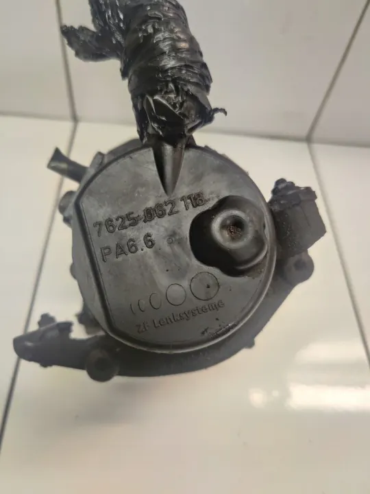 Pompe de direction MINI COOPER OEM 7625477136 image 3