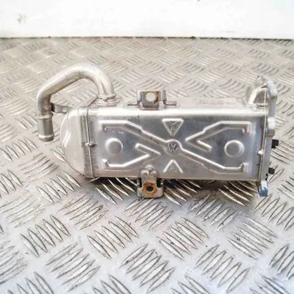 EGR-jäähdytin VW Polo (6R, 6C) 1.2L 55kw 2011 03P131512E image 4