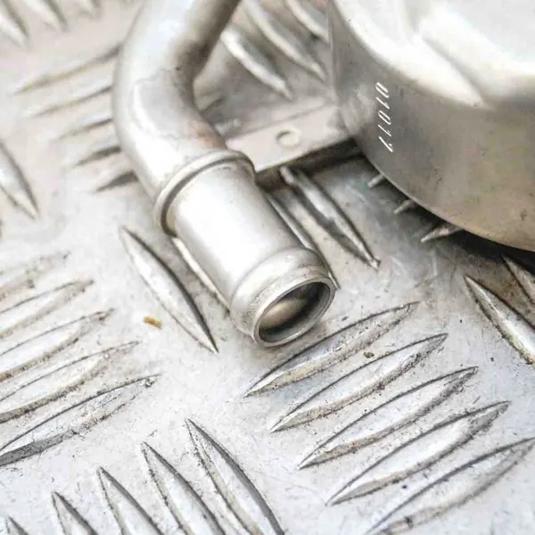 EGR-jäähdytin VW Polo (6R, 6C) 1.2L 55kw 2011 03P131512E image 7