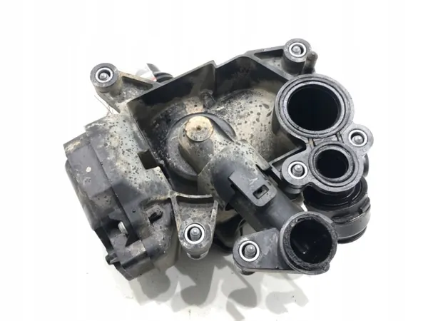 Termostaatin kotelo OEM 7644811 BMW F34:lle image 3