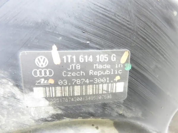 VW Touran I 2.0 TDI Remservopomp OEM 1T1614105G image 4