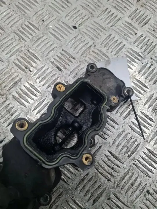 Colector de admisión Audi OE OEM Z059129712BR usado image 2