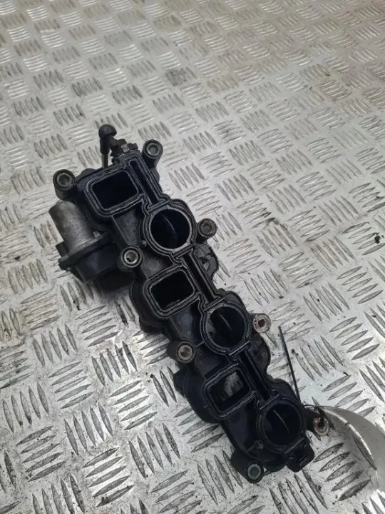 Colector de admisión Audi OE OEM Z059129712BR usado image 4
