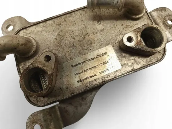 Gebruikte Maserati oliekoeler OEM 670034967 image 3