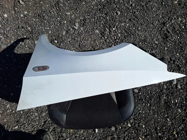 Fram vänster skärm Seat Ibiza 4 IV 6J OEM image 2