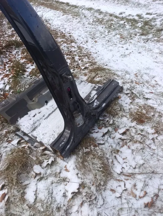 Pilar derecho Opel Astra J - OEM słupek prawy Opel Astra J image 5