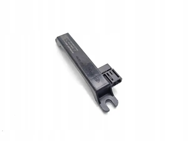 Kia XCeed Binnenantenne OEM 95460-J7100 Gebruikt image 4