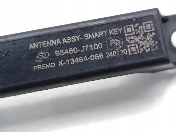 Kia XCeed Binnenantenne OEM 95460-J7100 Gebruikt image 7