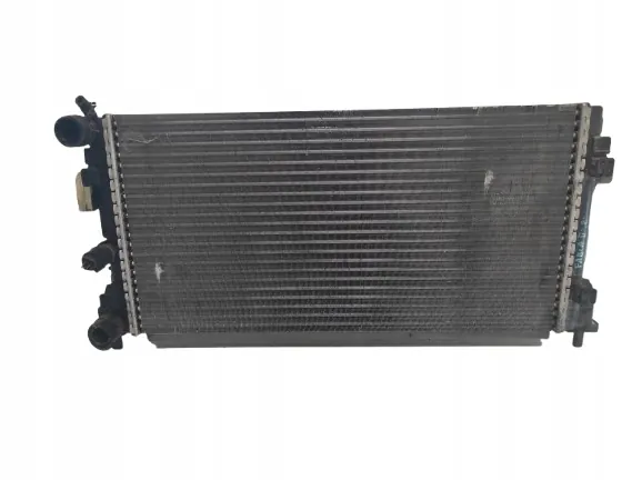 Refroidisseur d'eau SKODA OE OEM 6R0121253 Fabia II image 2