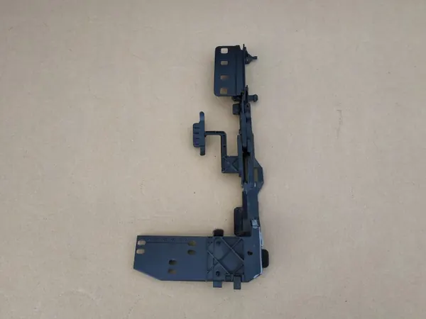 Mercedes takluckeguideskena OEM 1247820612 - Höger image 2