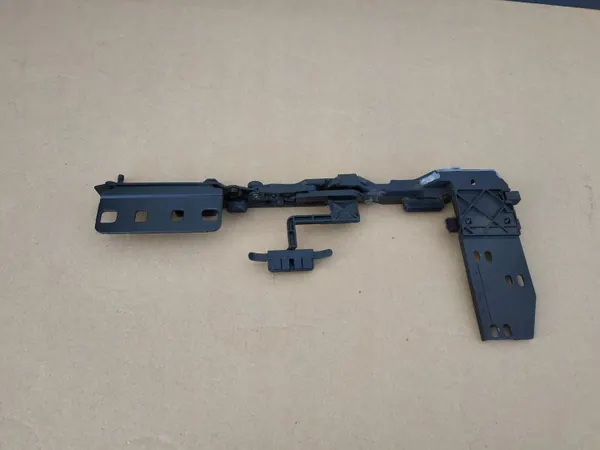 Mercedes takluckeguideskena OEM 1247820612 - Höger image 3