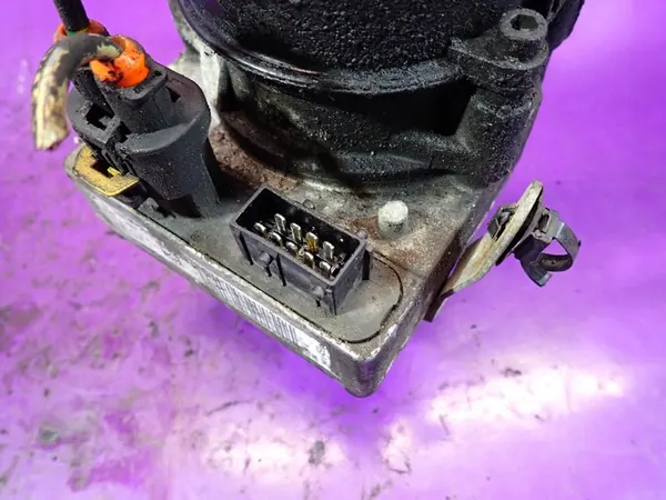 Servostyrningspump CITROEN C4 I 04-08 9681545980 image 4