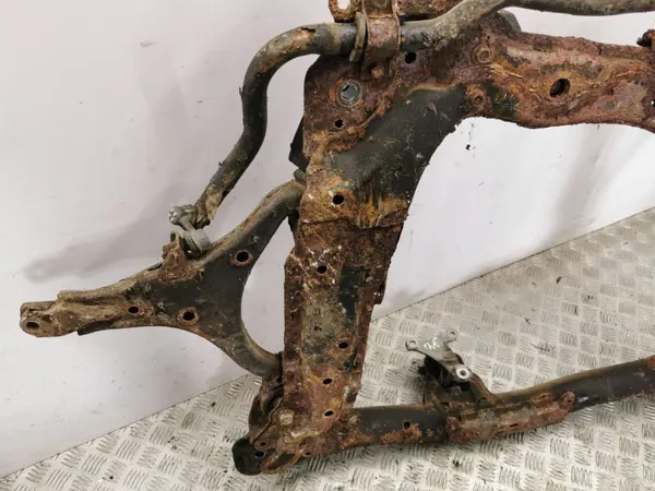 Honda CR-V 2003 Etuapukehys OEM AMD95512 image 3