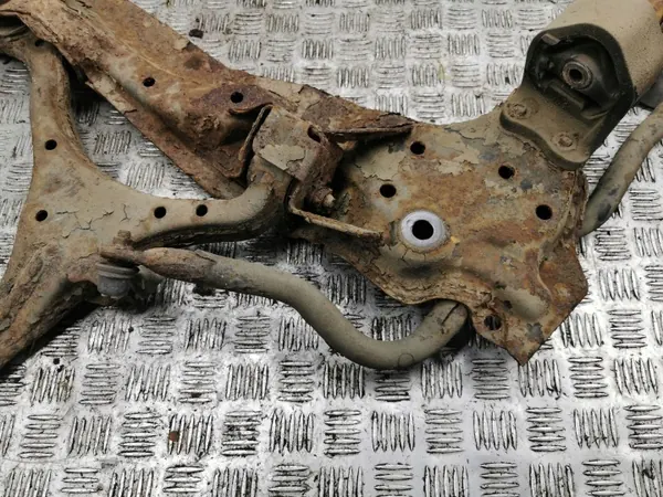 Honda CR-V 2003 Etuapukehys OEM AMD95512 image 8