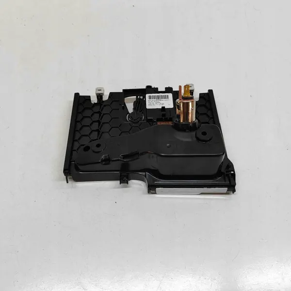 Cendrier Volvo OE OEM 32275472 pour XC60 II 2023 image 5