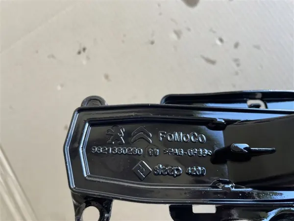 Oliescheider OEM 9821380280 Citroen Berlingo 4 image 4