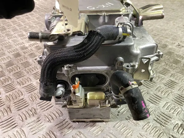 Lexus NX 2020 Omvormer OEM G982A048030 image 3