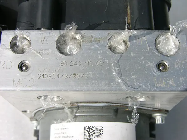 ABS-pomp 9824311280 9842417680 Opel Mokka II B image 9